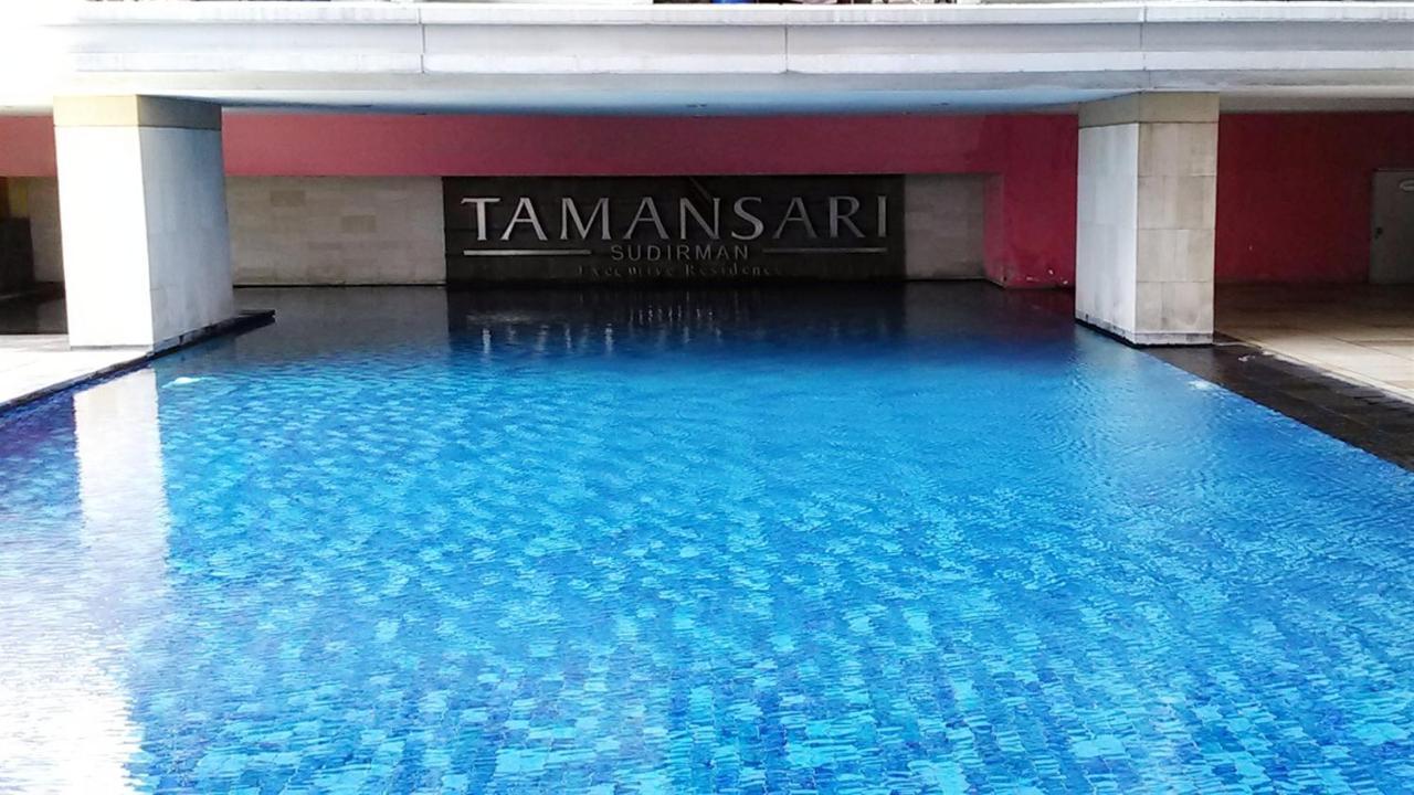Pangsapuri Pool View Tamansari Sudirman By Travelio *